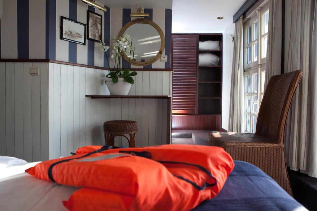 Boat Hotel De Barge Brugge Phòng bức ảnh