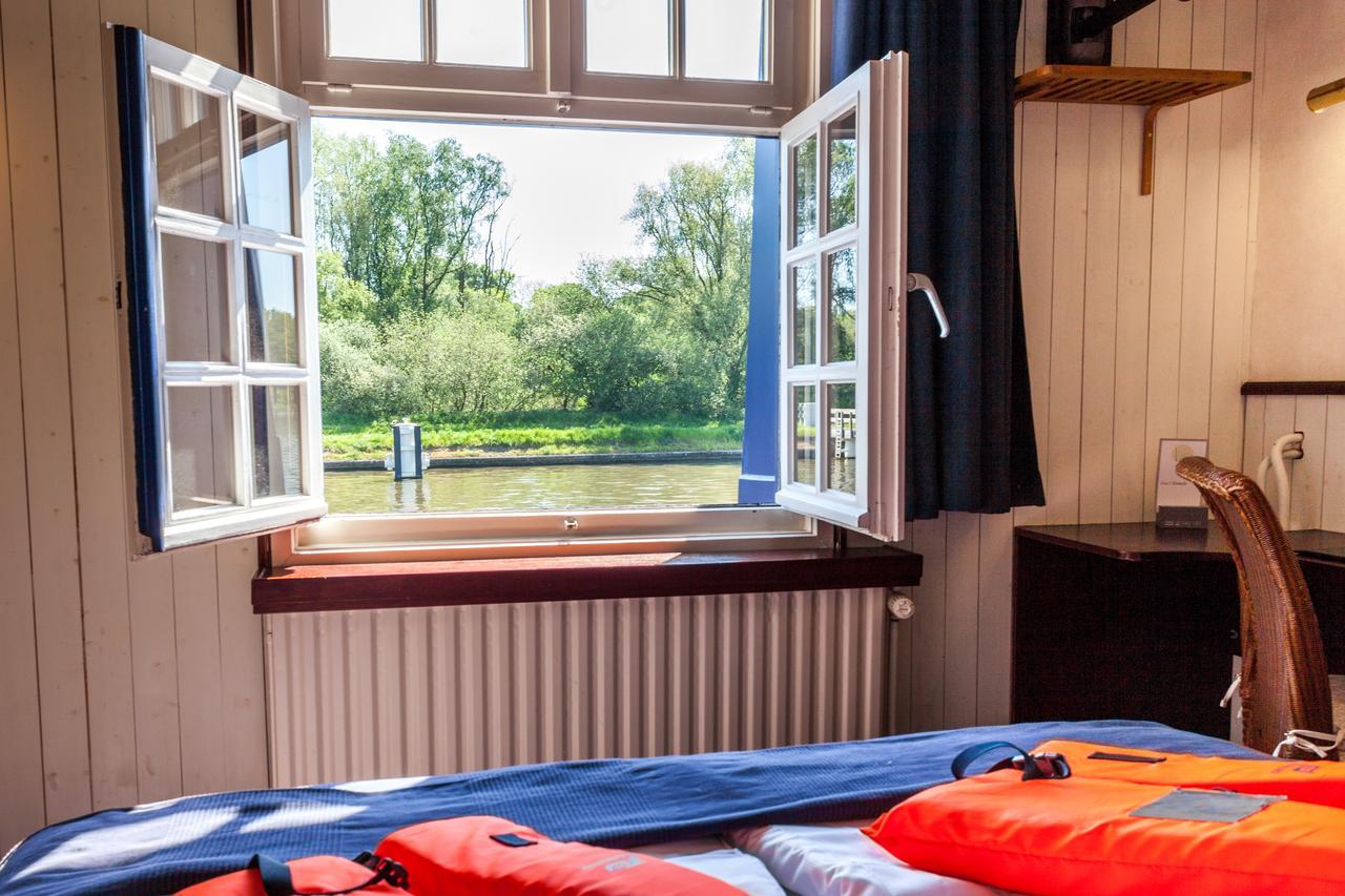 Boat Hotel De Barge Brugge Ngoại thất bức ảnh